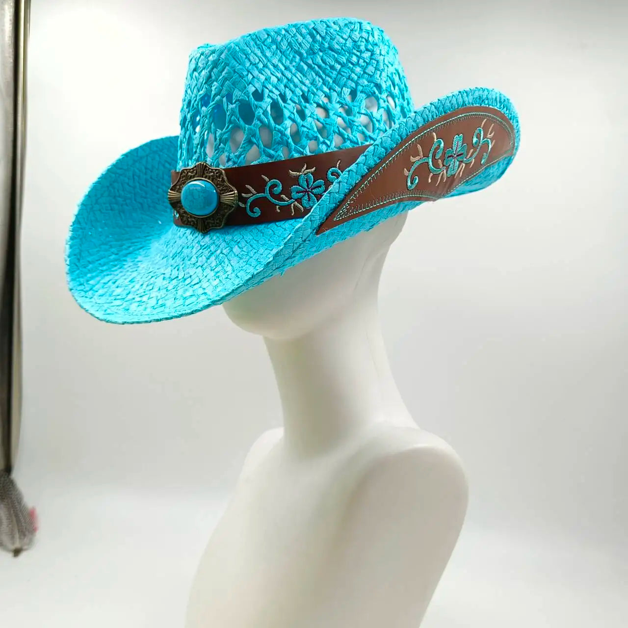 Women's Woven Straw Flat Brim Hat